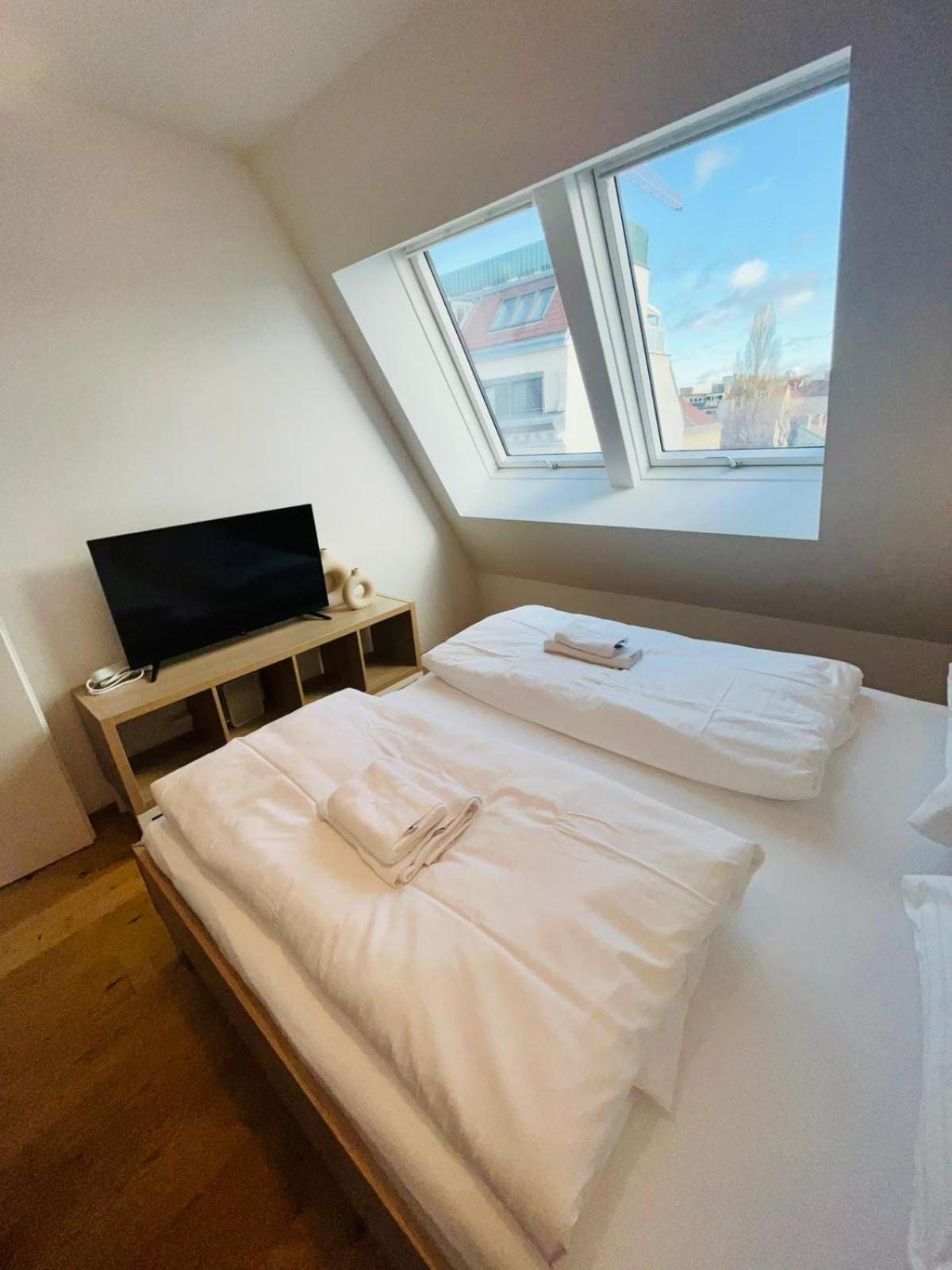 Orestaliving - Penthouse With Private Terrace Wiedeń Zewnętrze zdjęcie
